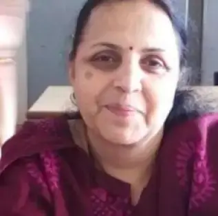 Dr. Rashmi Vyahavarkar